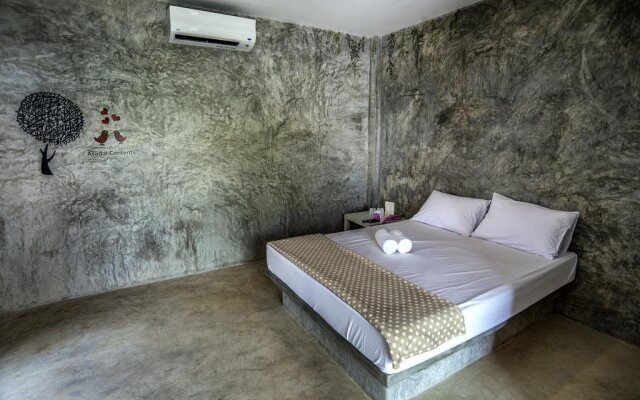 Larena Villa And Resort