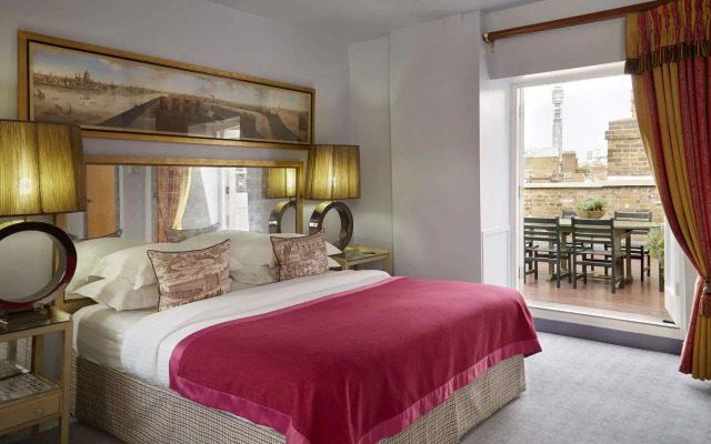 The Mandeville Hotel