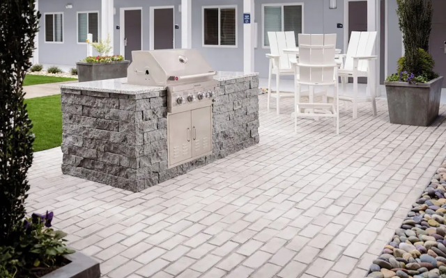 stayAPT Suites Atlanta-Newnan