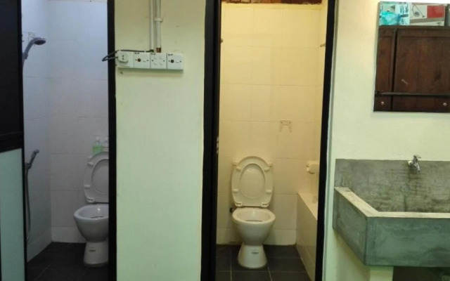 Silver Shine Guesthouse