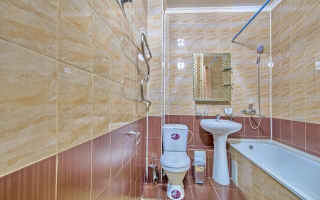 Cozy apartment on Rozybakiev 145. Atakent