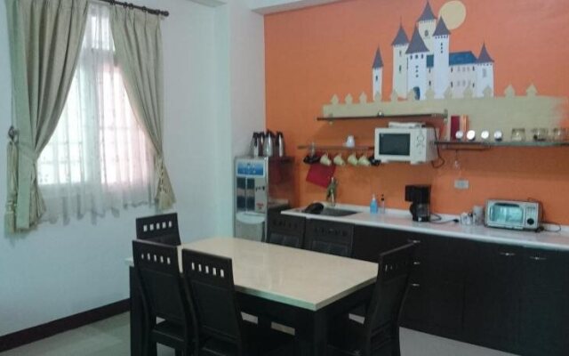 Camellia Hostel