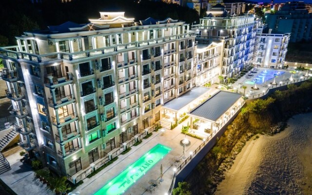 Onyx Beach Residence