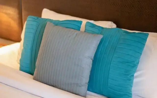 Rustic Sunset Horizon Oceanview Balcony Dining