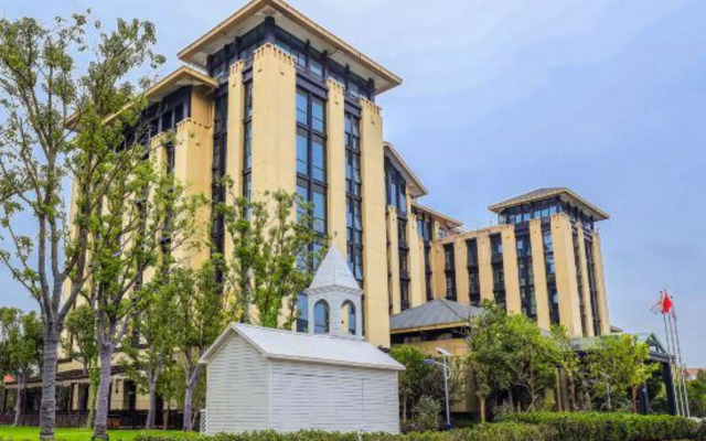 Mira Garden Hotel