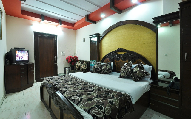 Hotel Roma DX – Guest Rooms – Delhi