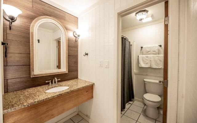 Deluxe Big Texan Multi Suite
