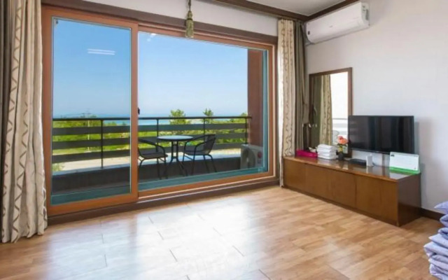 Goseong Orient Pension