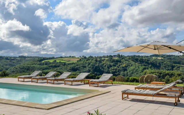 Stylish Villa on Historic Estate