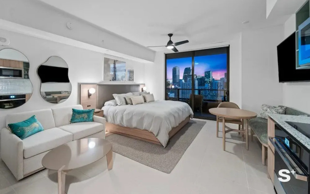 Miami Luxury Studio With City View
