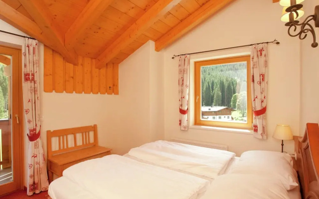 Chalet Apartment in Saalbach-hinterglemm