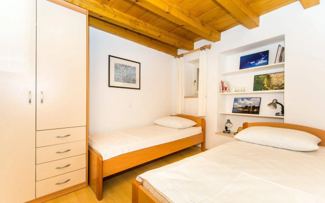 Apartments Foteza