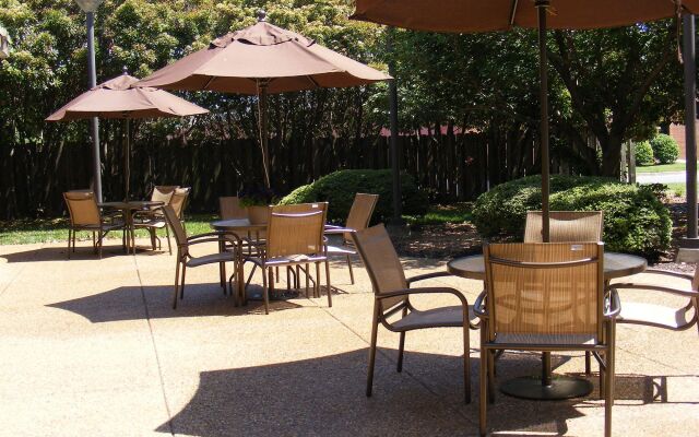 Holiday Inn Express Fredericksburg Southpoint by IHG