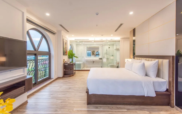 Reyna Luxury Hotel
