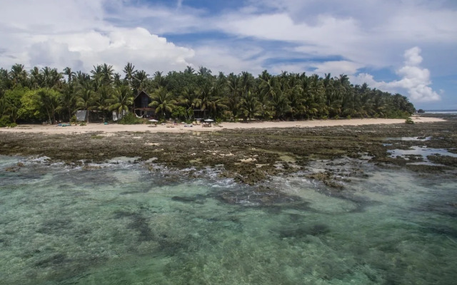 White Banana Beach Club