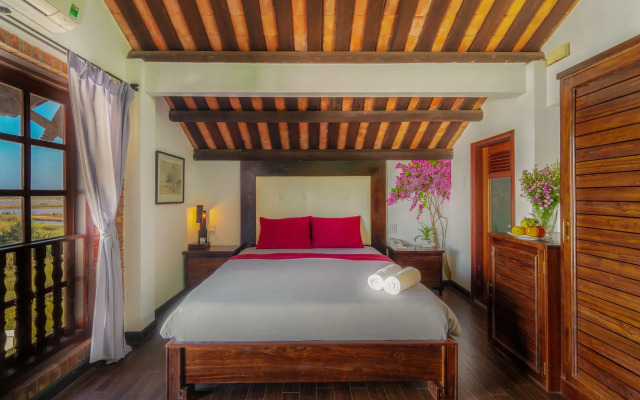 Calm House Hotel Hoi An