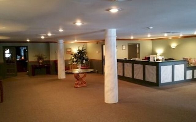 Blakeslee Inn & Restaurant