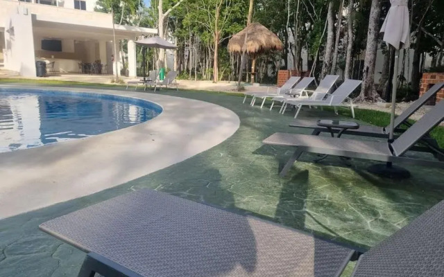 Hermoso condominio con alberca en Puerto Morelos