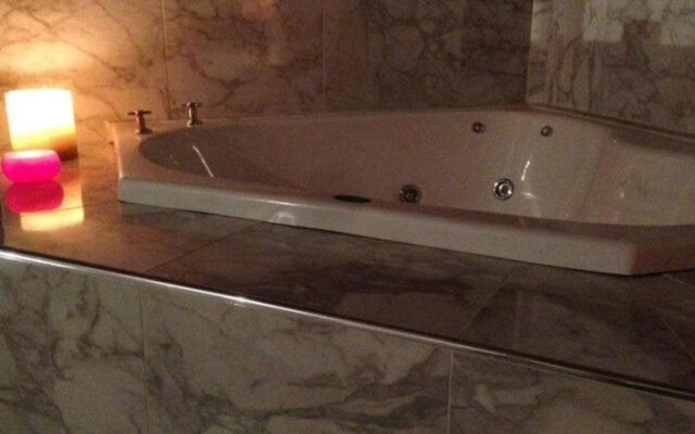 Las Piedras VIP Lodging