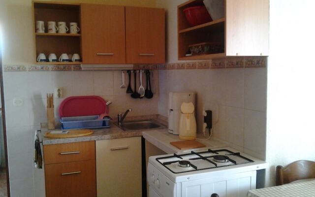 Hot beat of sea in area apartments - Adults Only