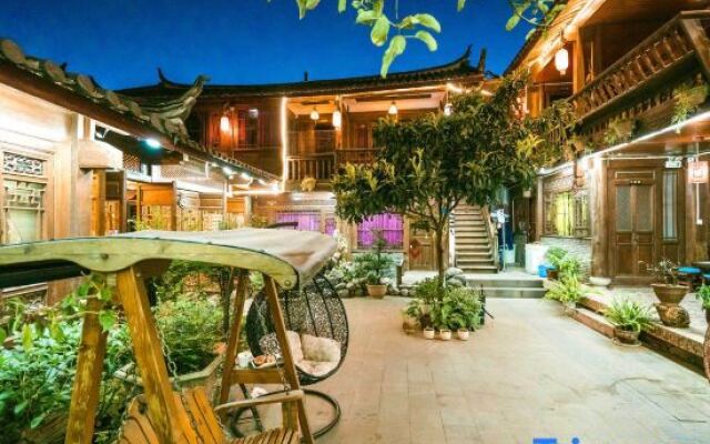 Fenghe Lijiang Inn