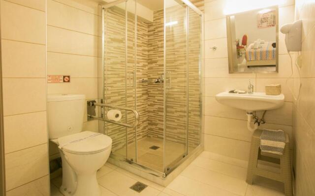 Life Hotel
