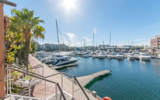 Mountain Marina Luxury Apartments