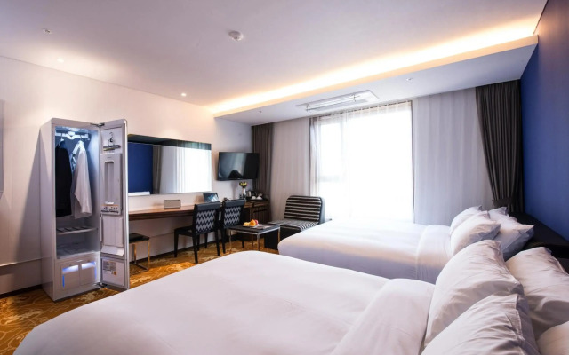 Hotel Leo