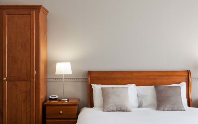 Majestic Tynte Street Hotel