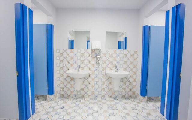 Апартаменты Blue Doors