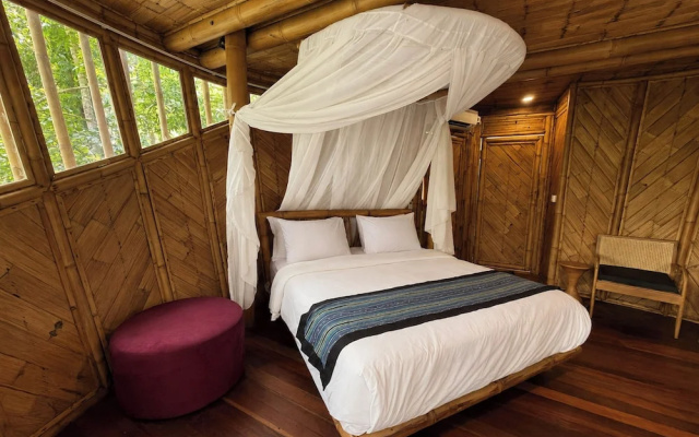 Asep Gumi Retreat – Guest Rooms – Gunung Salak