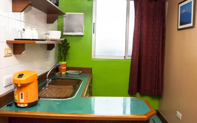NIDA Rooms Sathorn 170 Embassy