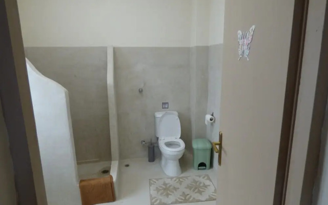 Paraportiani Guesthouse
