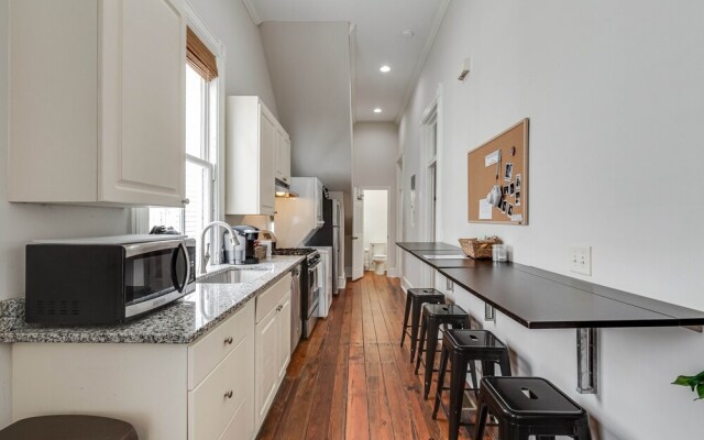 Historic Downtown Home Close to Everything!