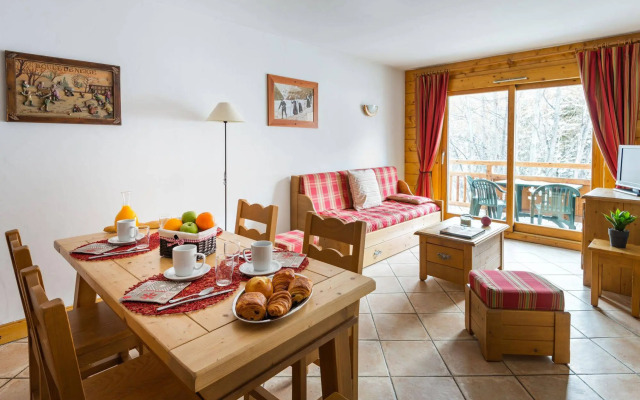 Résidence Lagrange Vacances le Hameau du Rocher Blanc