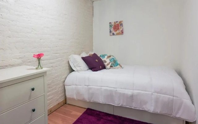 NY071 2 Bedroom Apartment By Senstay