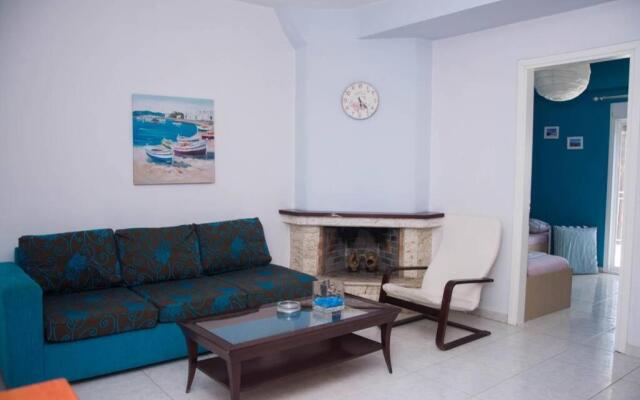 Apartment in Gerakini , 50 meters far from beach