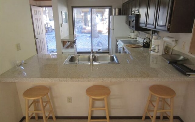 Pennay's at River Run