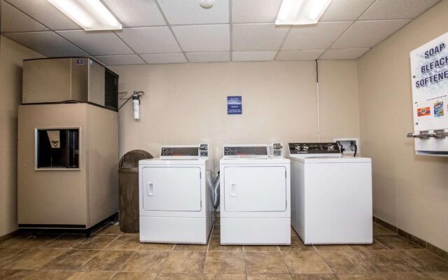 Whitefish Riverfront Hotel