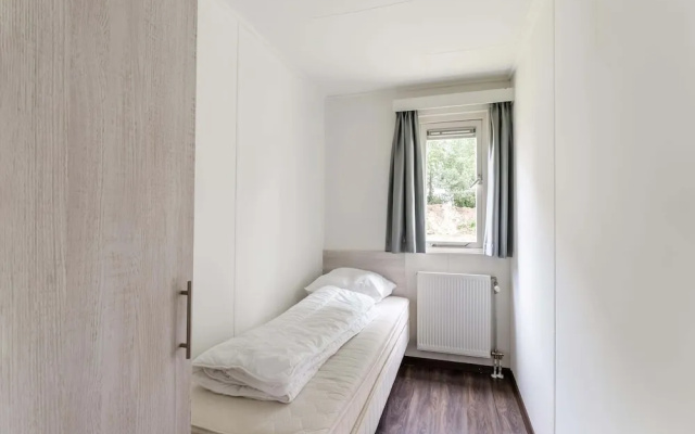Cosy Holiday Home Near Den Ham With Garden