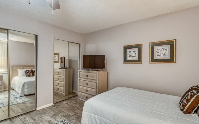 Dolphin Point 103b 2 Bedroom Condo by RedAwning