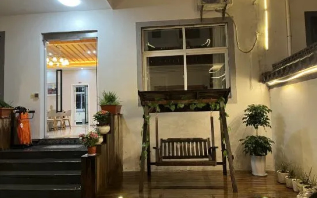 Fengdan Bailu Homestay (Wuyuan High speed Railway Station Store, Shangrao City) – Hotel Rooms – Shangrao
