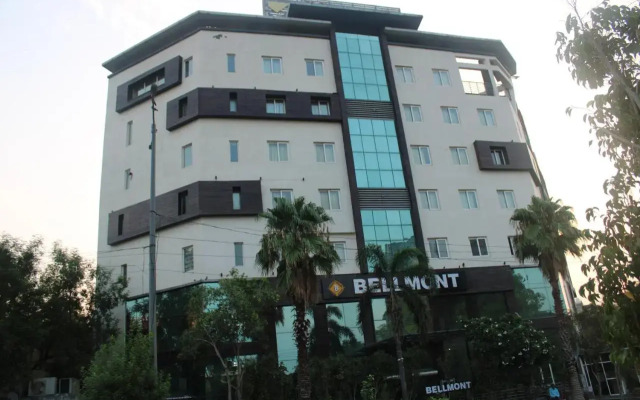 Bellmont Hotel Noida