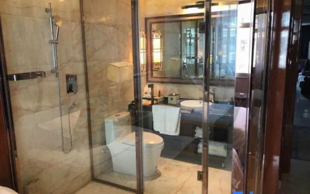 Wuwei Business Hotel