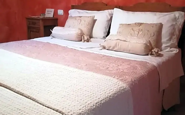 LAdele Bed & Breakfast