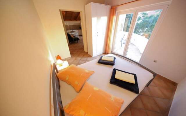 Anita - 100 m From the Beach - A1