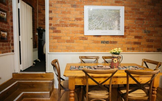 Bell's Cottage Collective