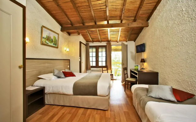 Logis Hôtel Restaurant La Chaumière