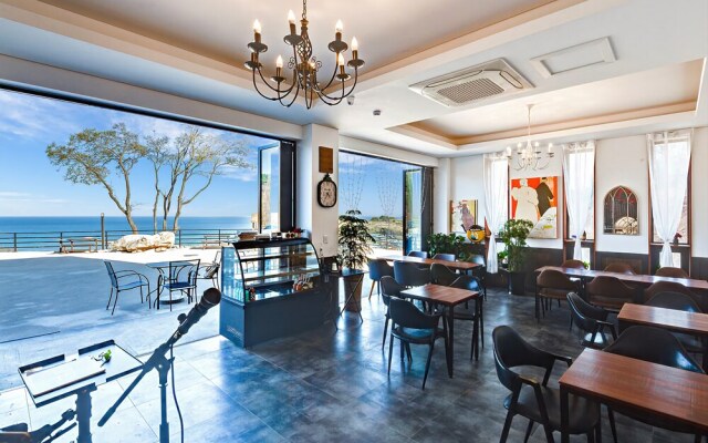 Uljin Beatrice Pool Villa