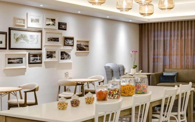 Protea Hotel by Marriott Cape Town Sea Point